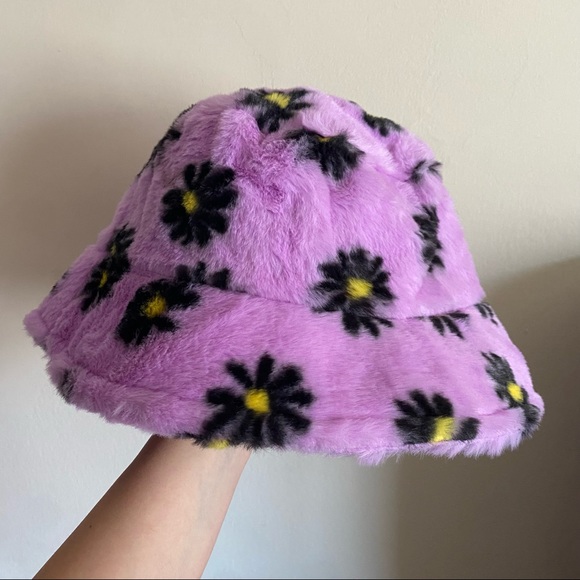 Dolls Kill Accessories - Dolls Kill Lilac Purple Daisy Faux Fur Bucket Hat